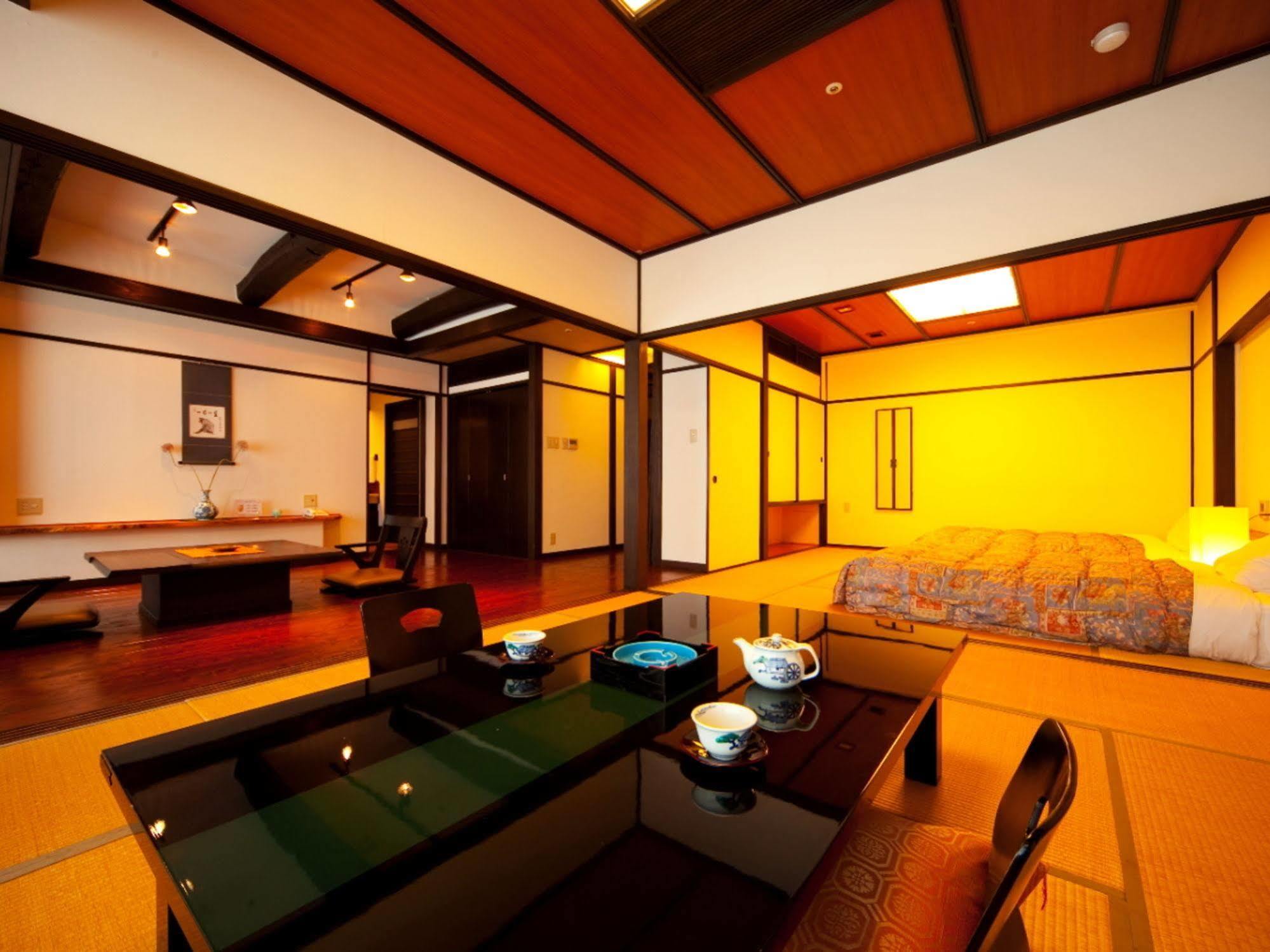 Hotel Sansuikan Beppu Kültér fotó